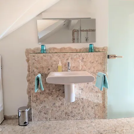 Grosszuegige Loft In Birlenbach